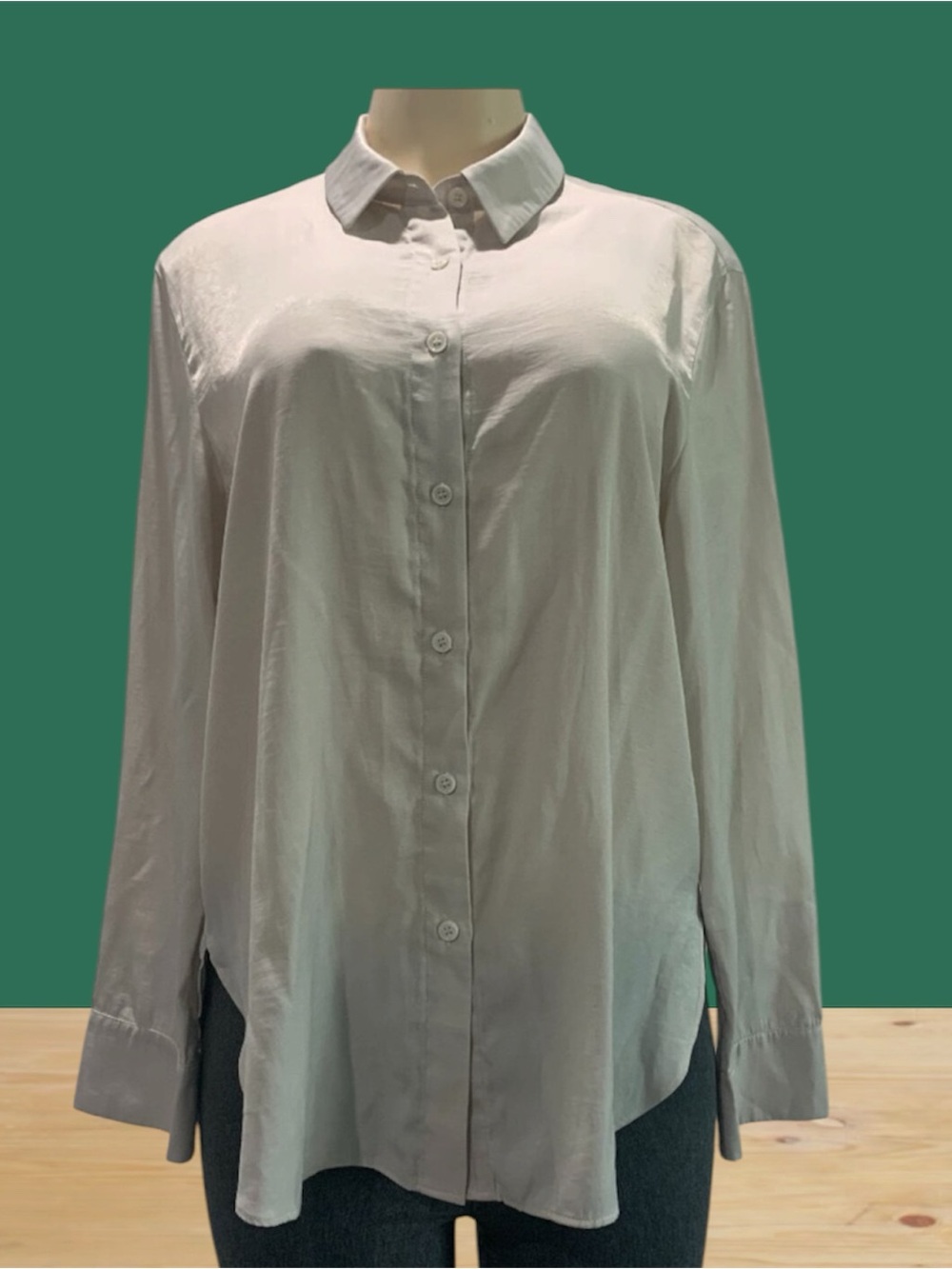 MOTF Premium Viscose Blend Button Down Shirt Ivory Cream Women’s Size Small